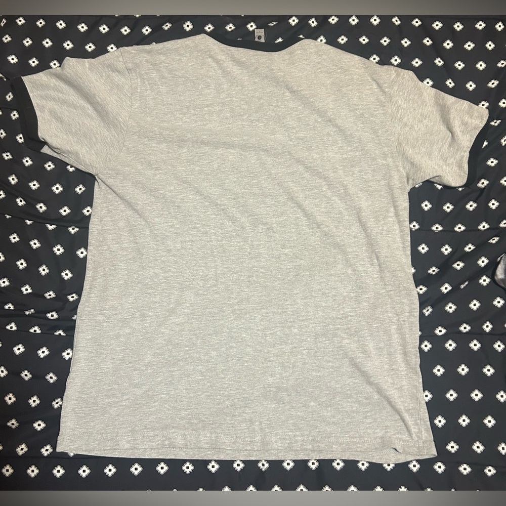 Next Level Apparel Def Leppard grey T-shirt w/ dog graphic-size l - Picture 2 of 7